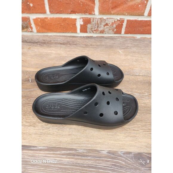 Iconic Crocs Comfort Black Unisex Slide Sandals‎ Rubber Slip-Resistant Size 9 - Picture 1 of 5